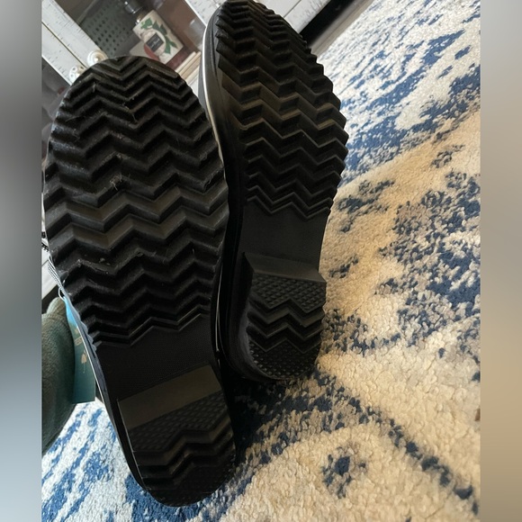 Women's water resistant Winter Boots-NEW - Picture 6 of 6